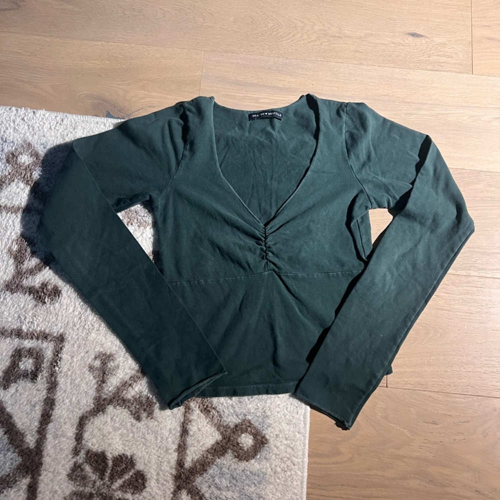 BRANDY MELVILLE Green Longsleeve Top